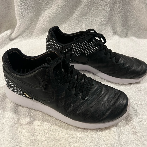 Nike FC Men’s Sneakers - Picture 2 of 9